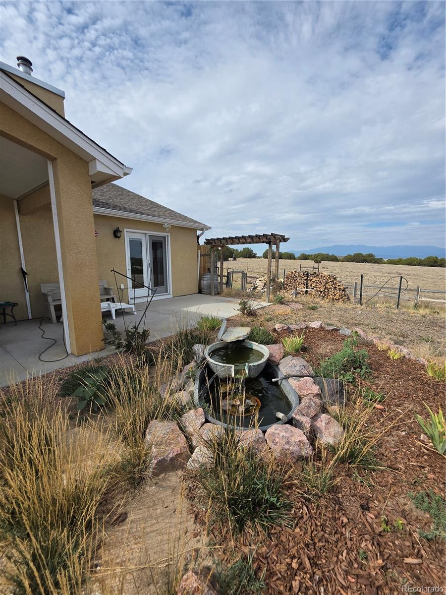 4131 Black Horse Dr, Pueblo, CO 81004