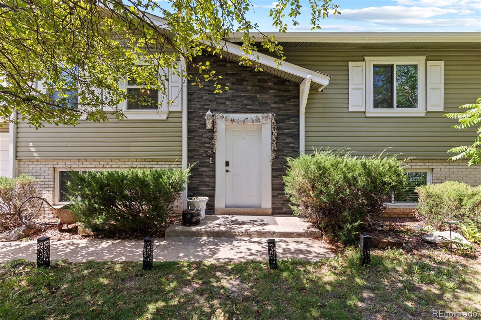 1553 S Tucson St, Aurora, CO 80012