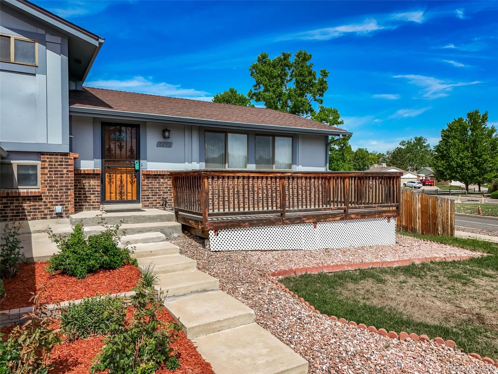 8293 Yukon Ct, Arvada, CO 80005