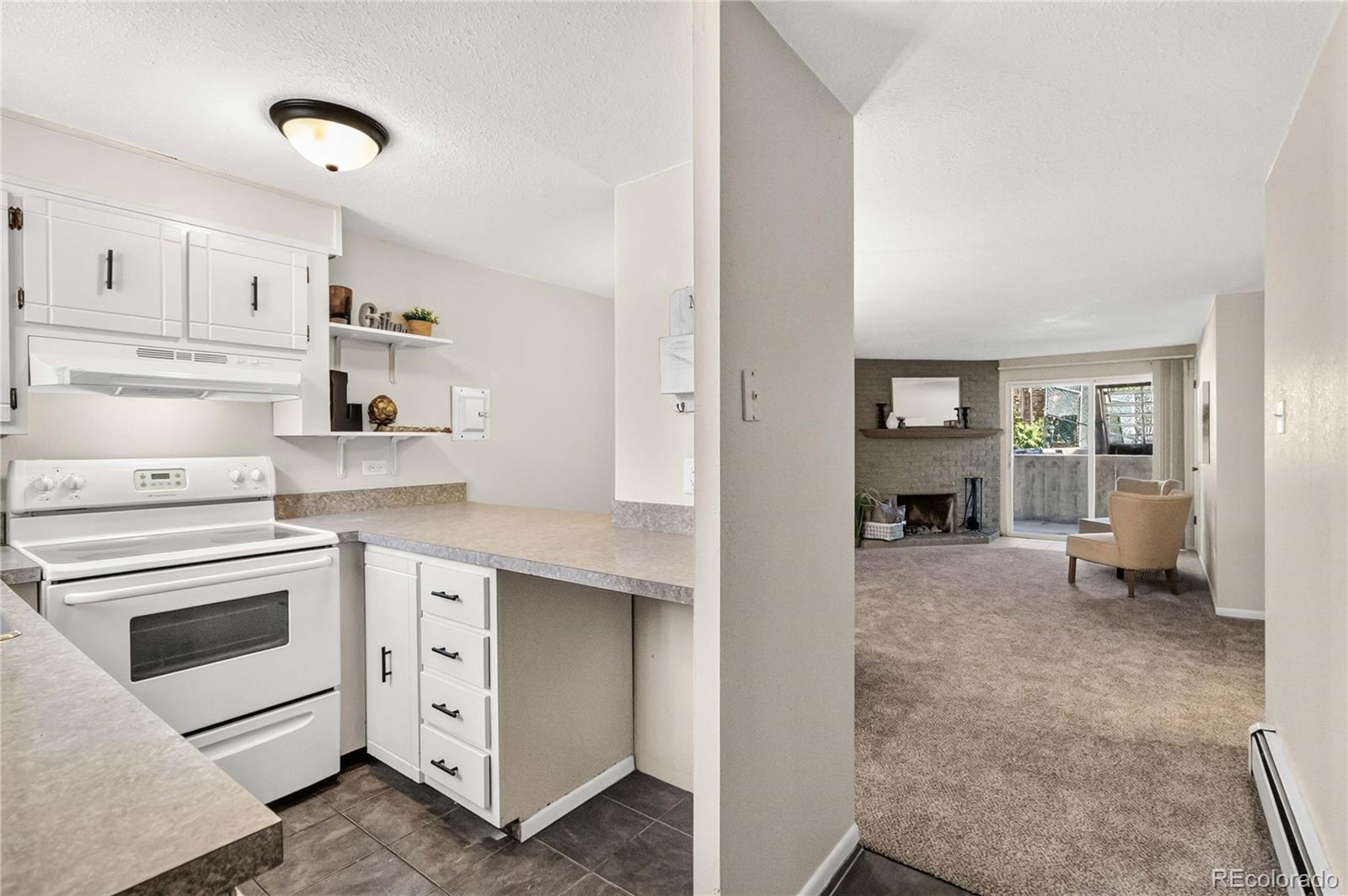 1390 Everett Ct #111, Lakewood, CO 80215
