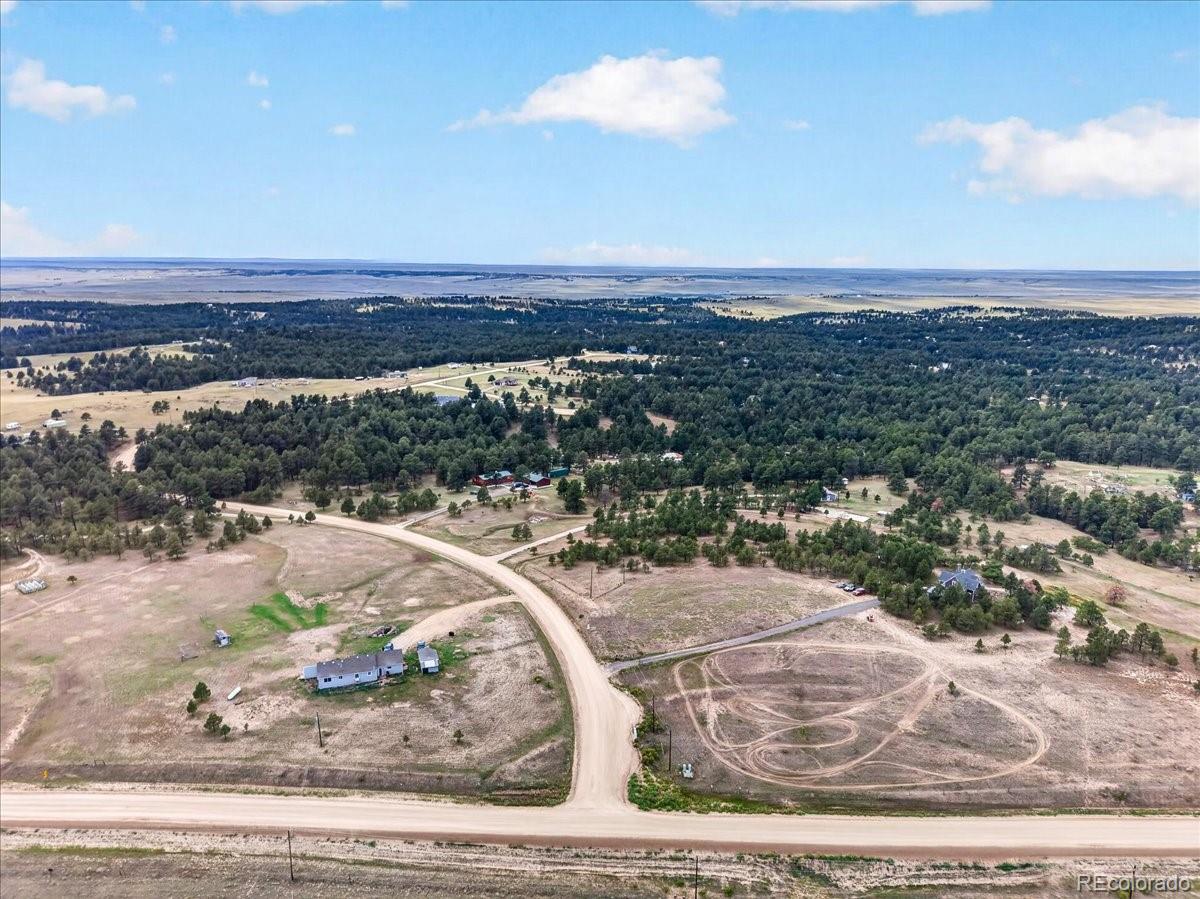 24389 Emerald Trl, Deer Trail, CO 80105