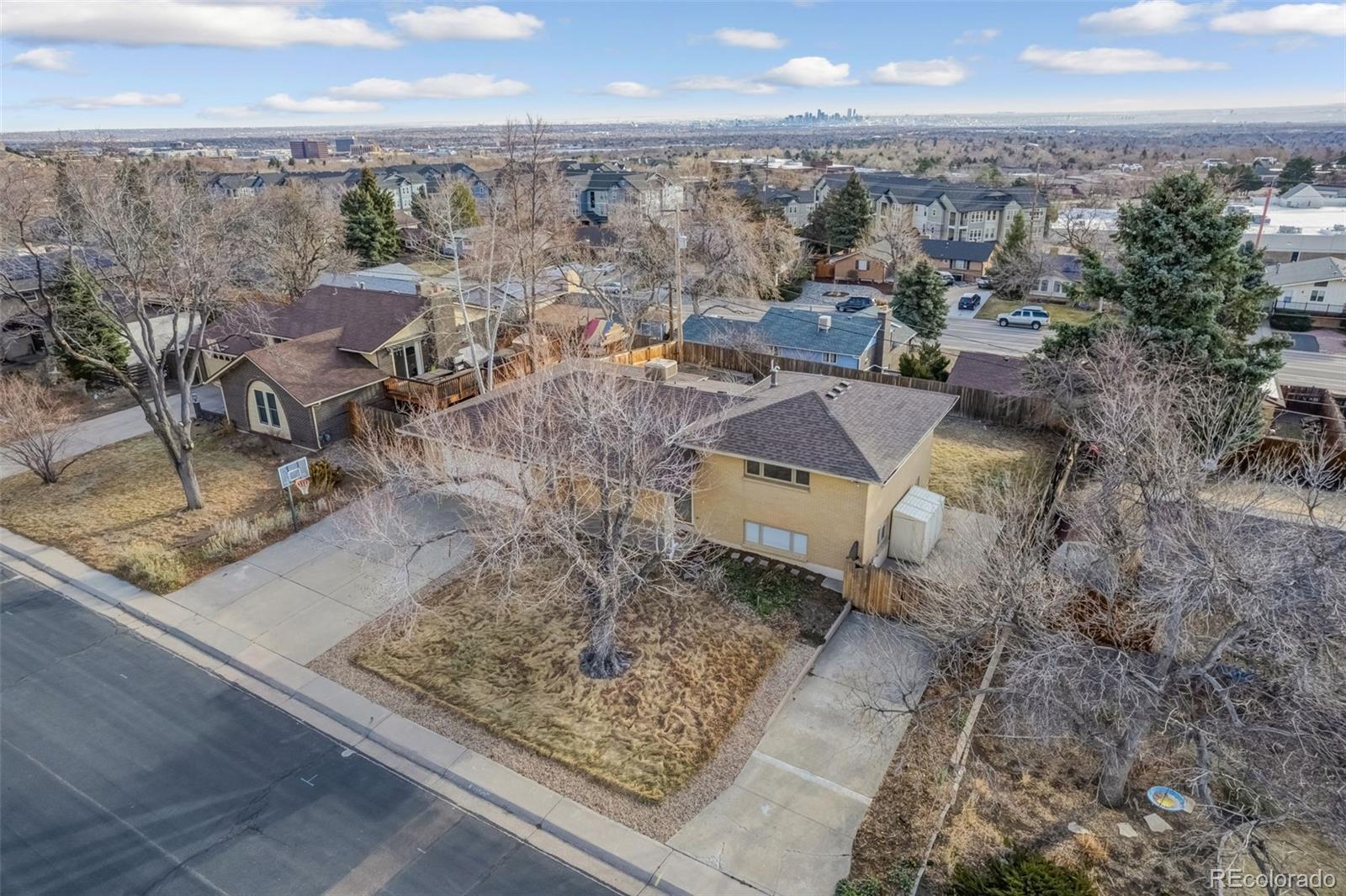 960 S Arbutus St, Denver, CO 80228