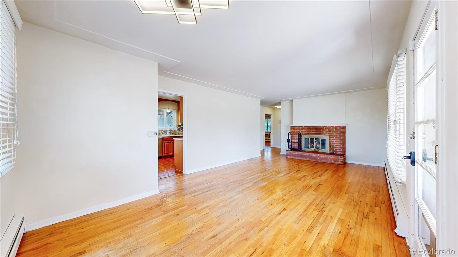 359 Quentin St, Aurora, CO 80011
