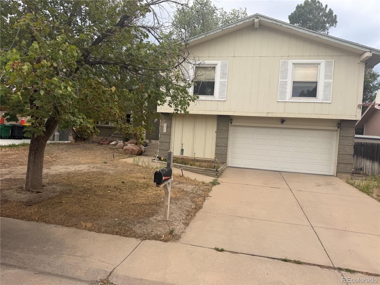 2069 S Macon Way, Aurora, CO 80014
