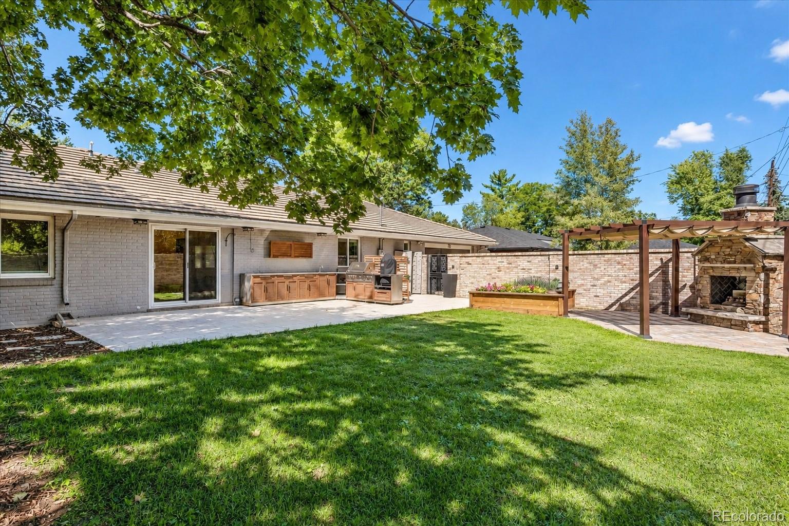 500 N Monaco Street Pw, Denver, CO 80220