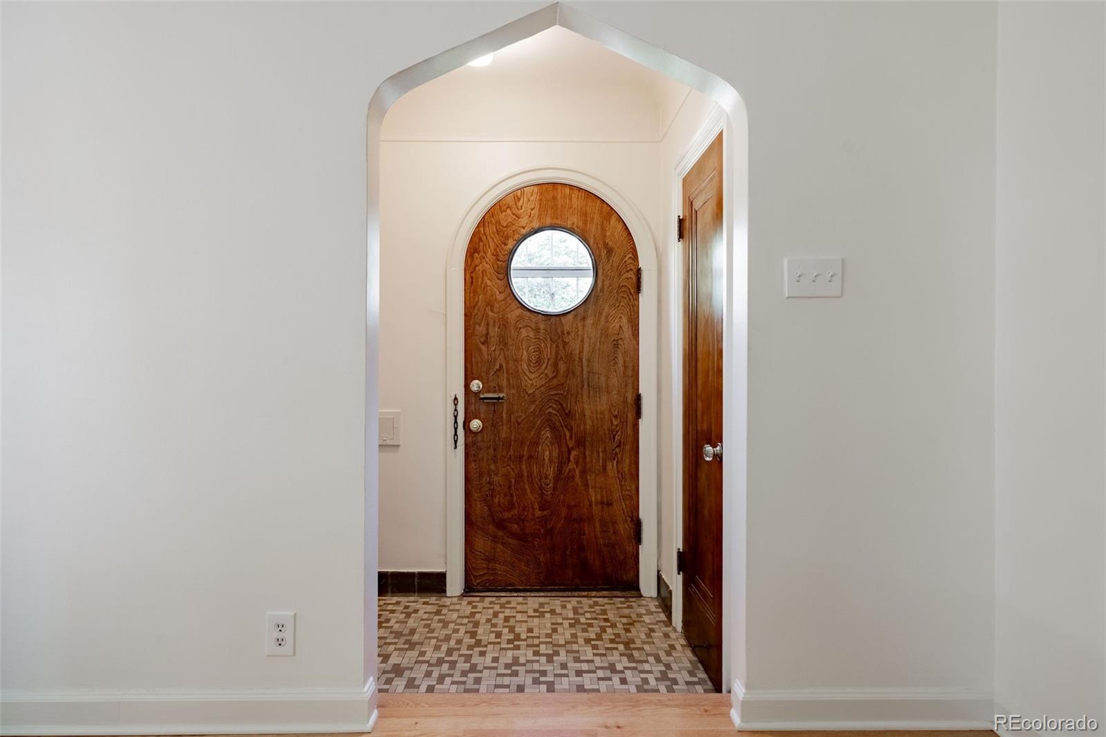 4524 Montview Blvd, Denver, CO 80207