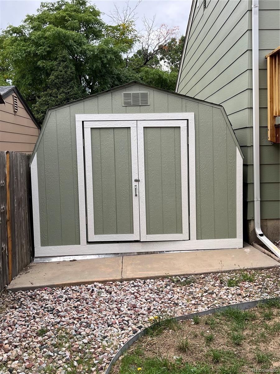20672 E Batavia Dr, Aurora, CO 80011