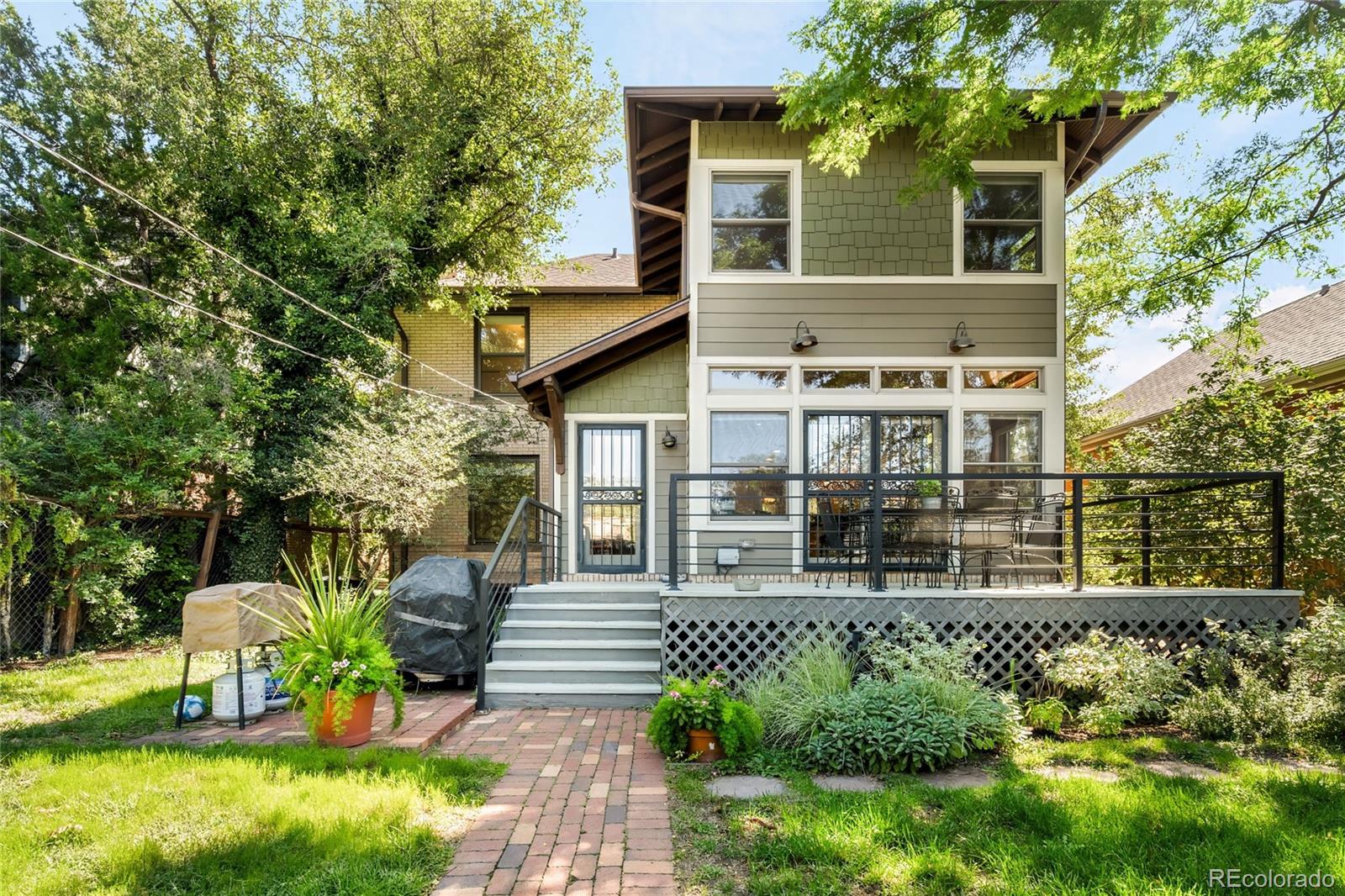 961 S Corona St, Denver, CO 80209