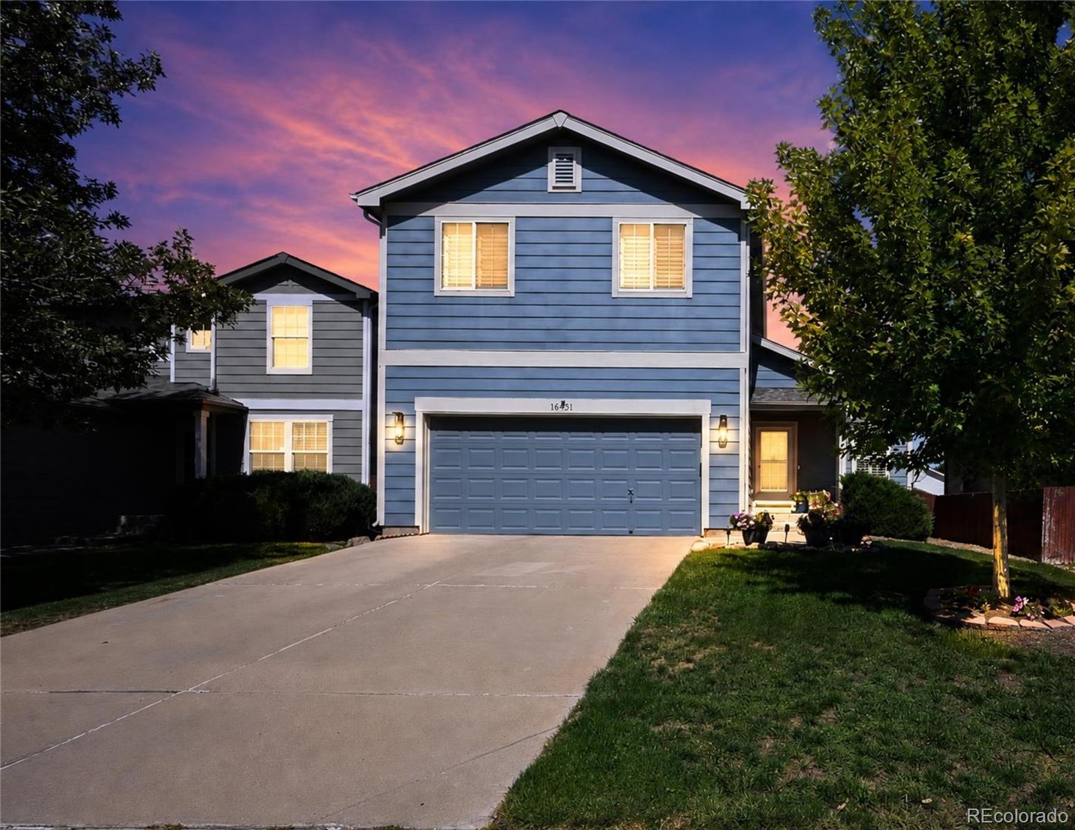 16451 E Phillips Dr, Englewood, CO 80112