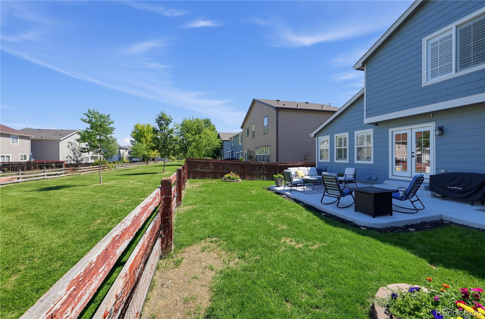 16451 E Phillips Dr, Englewood, CO 80112