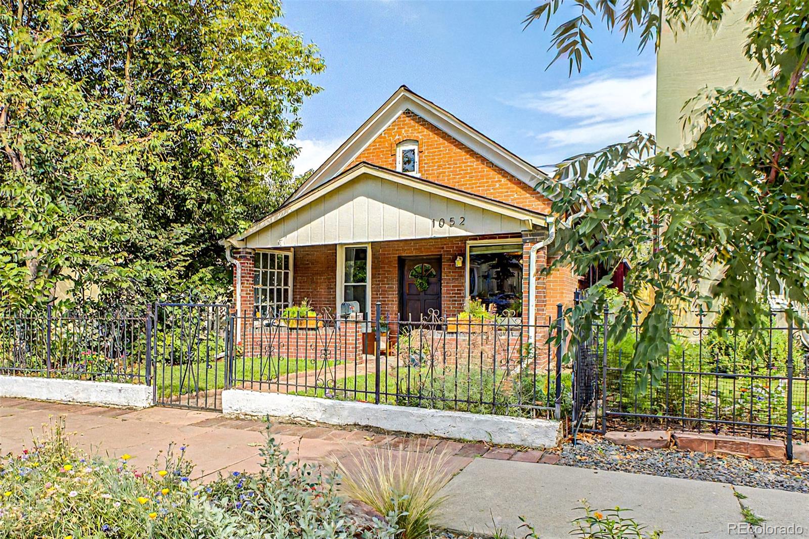 1052 Lipan St, Denver, CO 80204