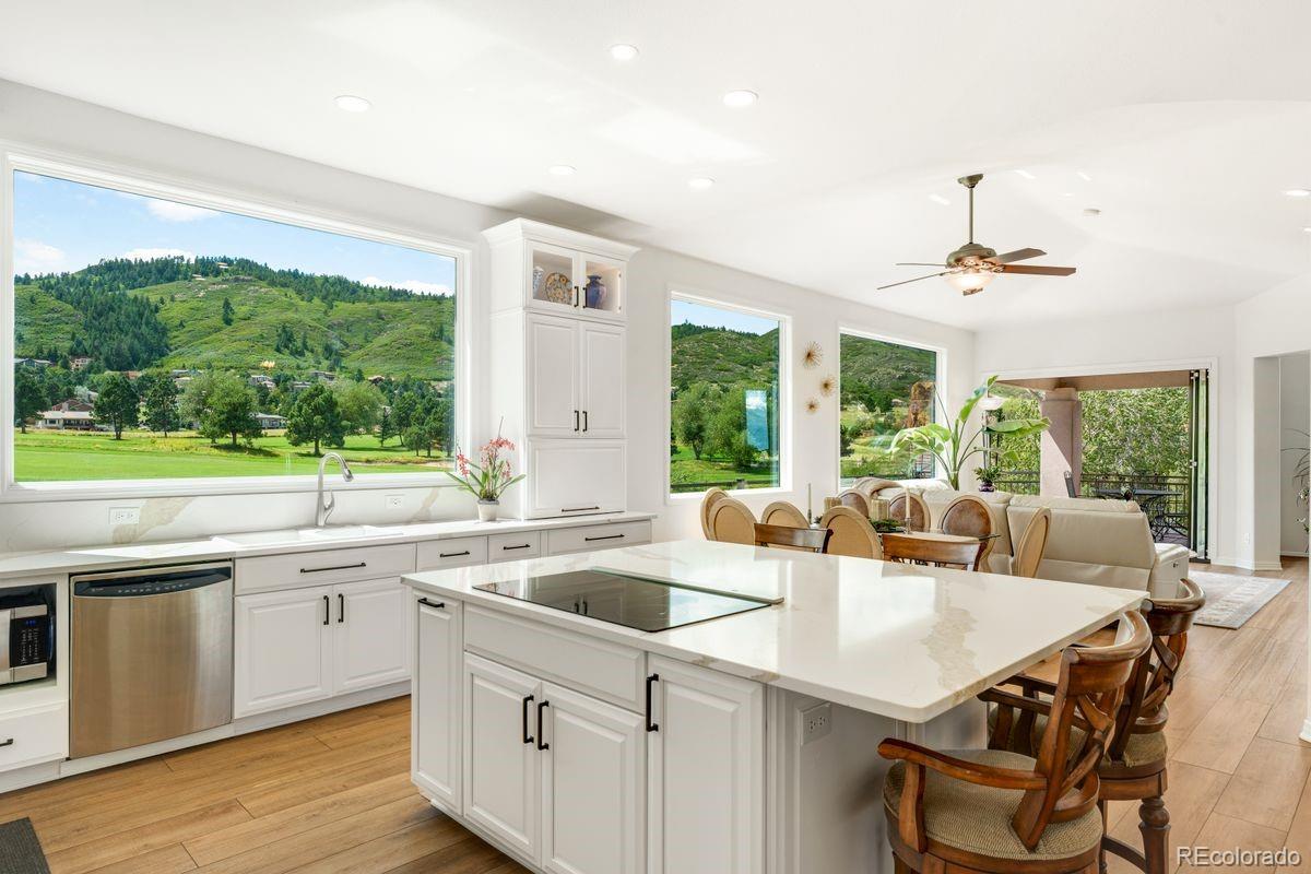 6653 Bright Water Trl, Littleton, CO 80125