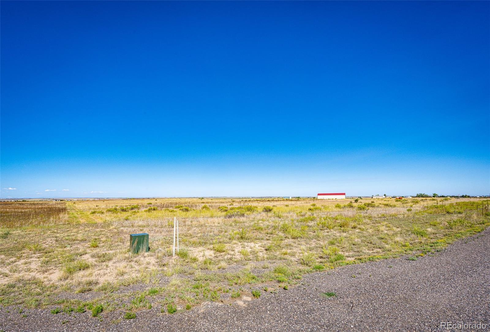 4547 S Aspen Ct, Strasburg, CO 80136