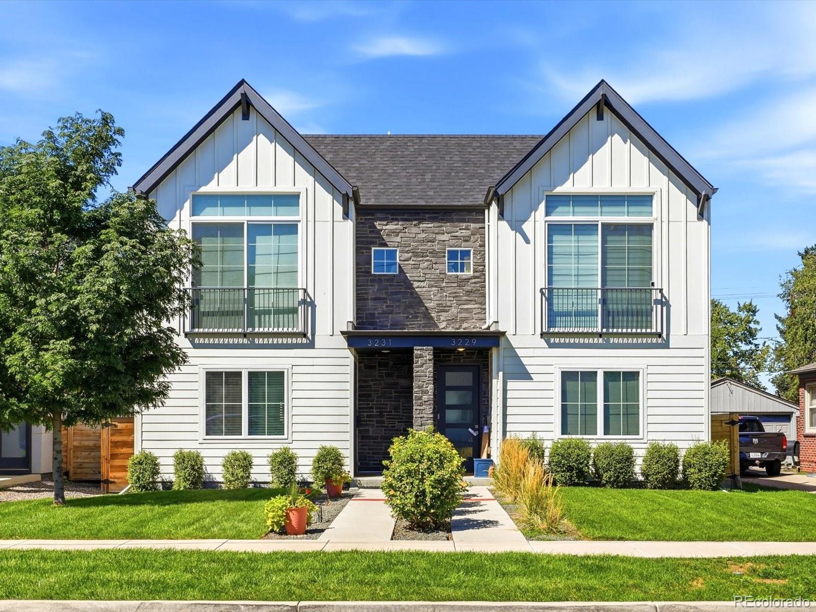 3231 S Bannock St, Englewood, CO 80110