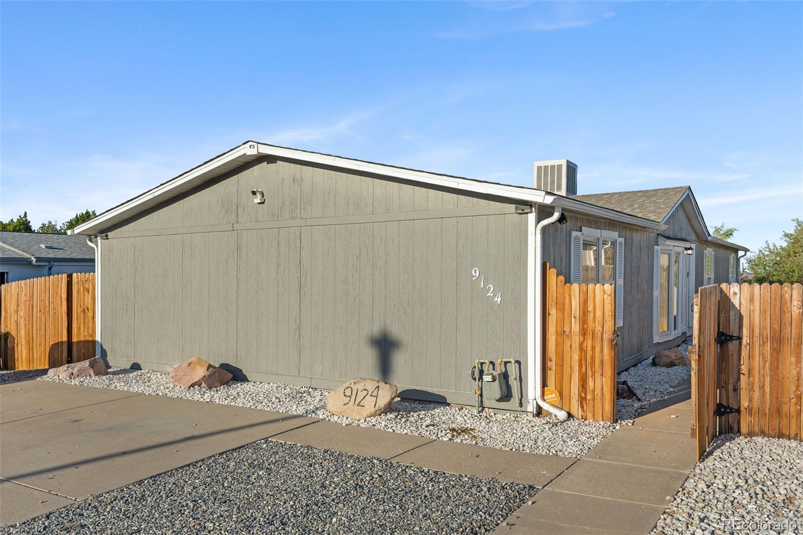 9124 Fontaine St, Federal Heights, CO 80260
