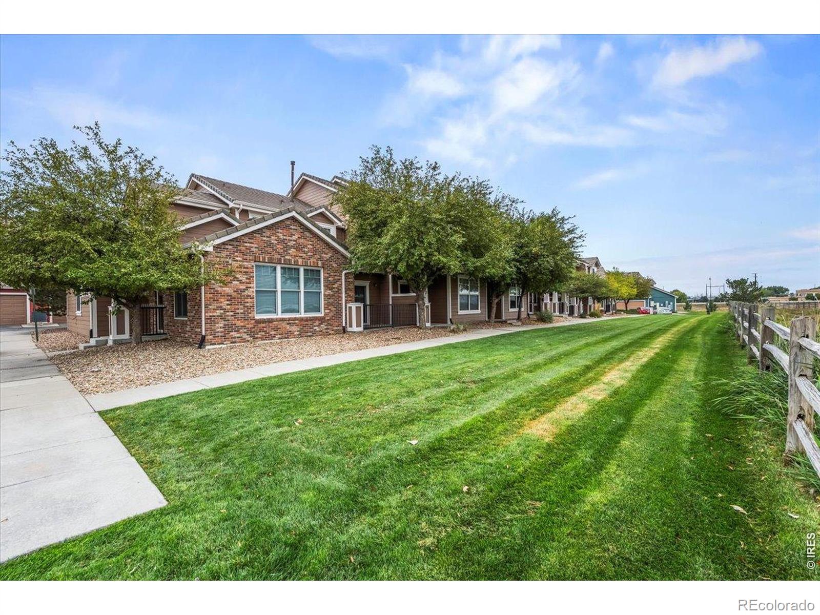 10449 Paris St #203, Commerce City, CO 80640