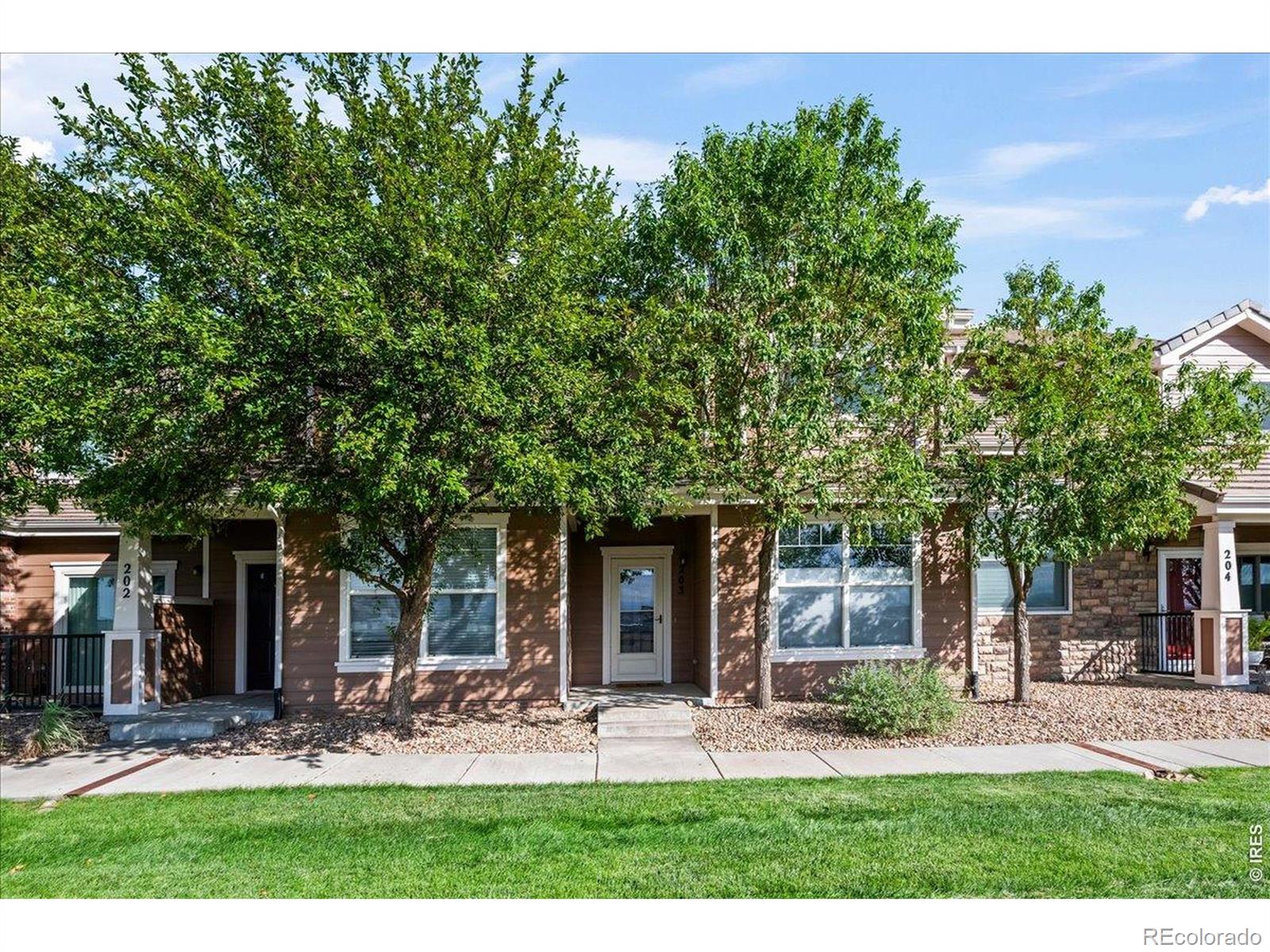 10449 Paris St #203, Commerce City, CO 80640