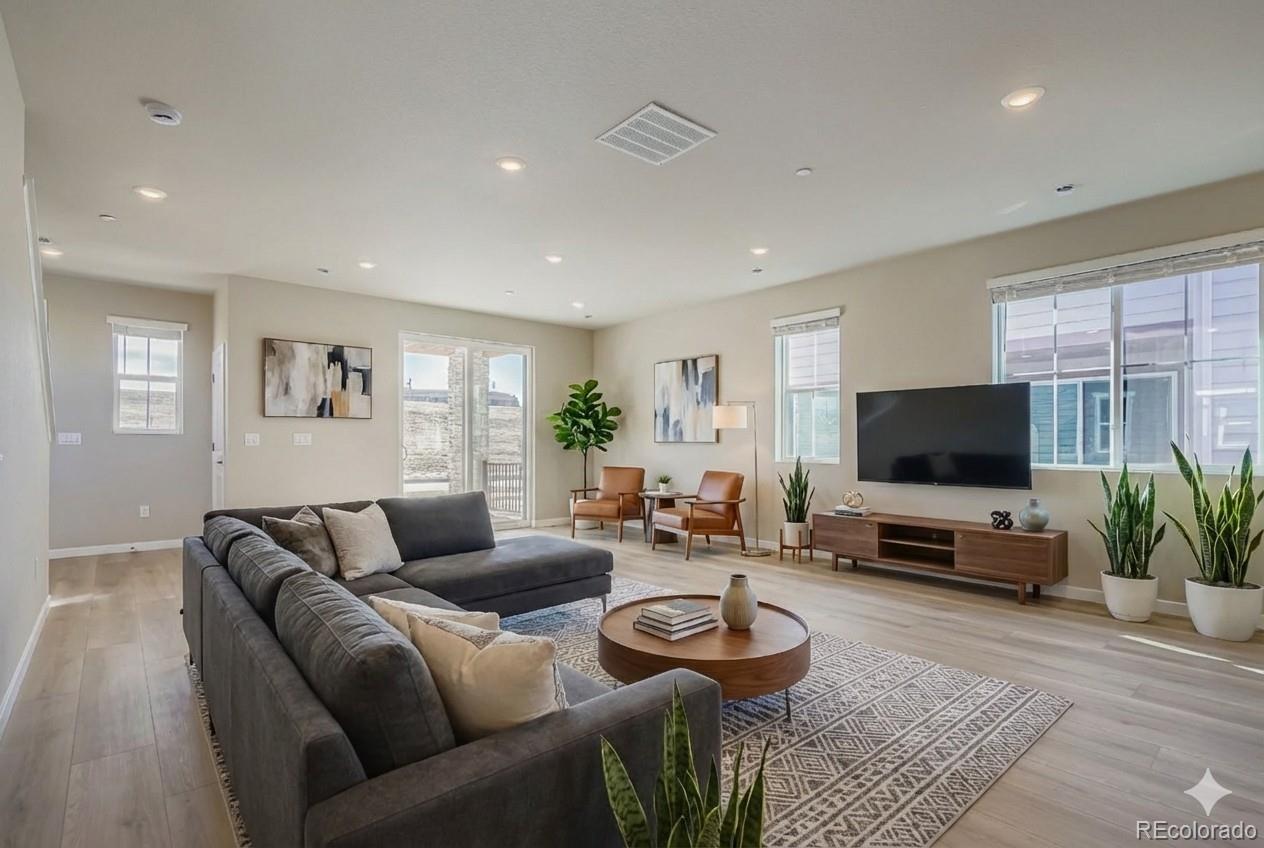 3840 W 82nd Ln, Westminster, CO 80031