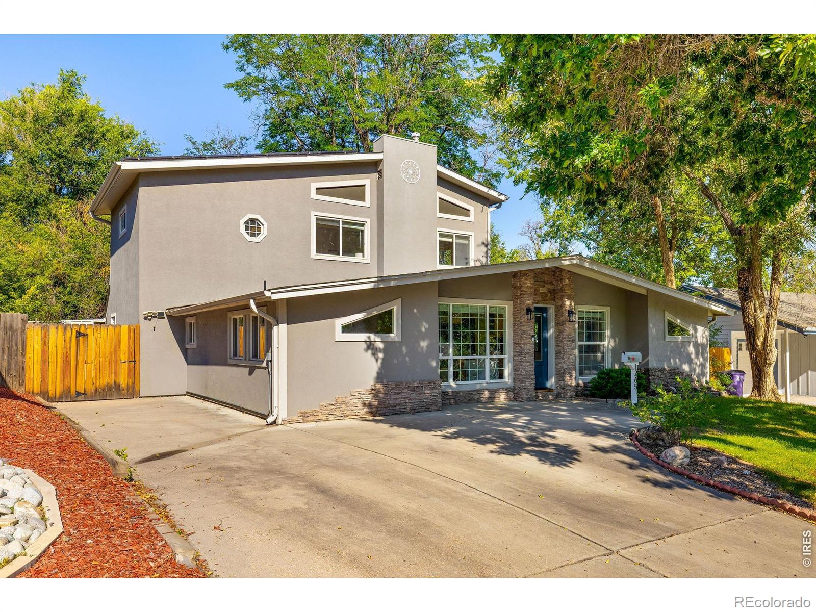 1265 S Grape St, Denver, CO 80246