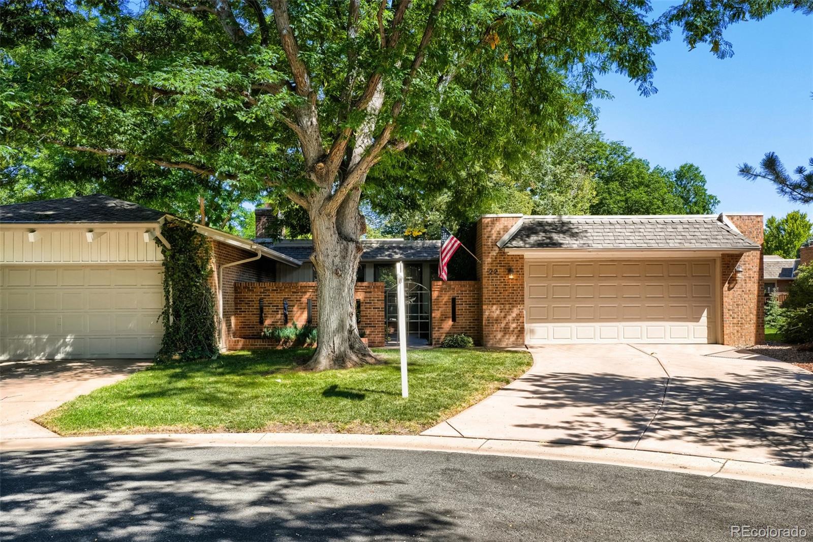 22 Birdie Ln, Littleton, CO 80123