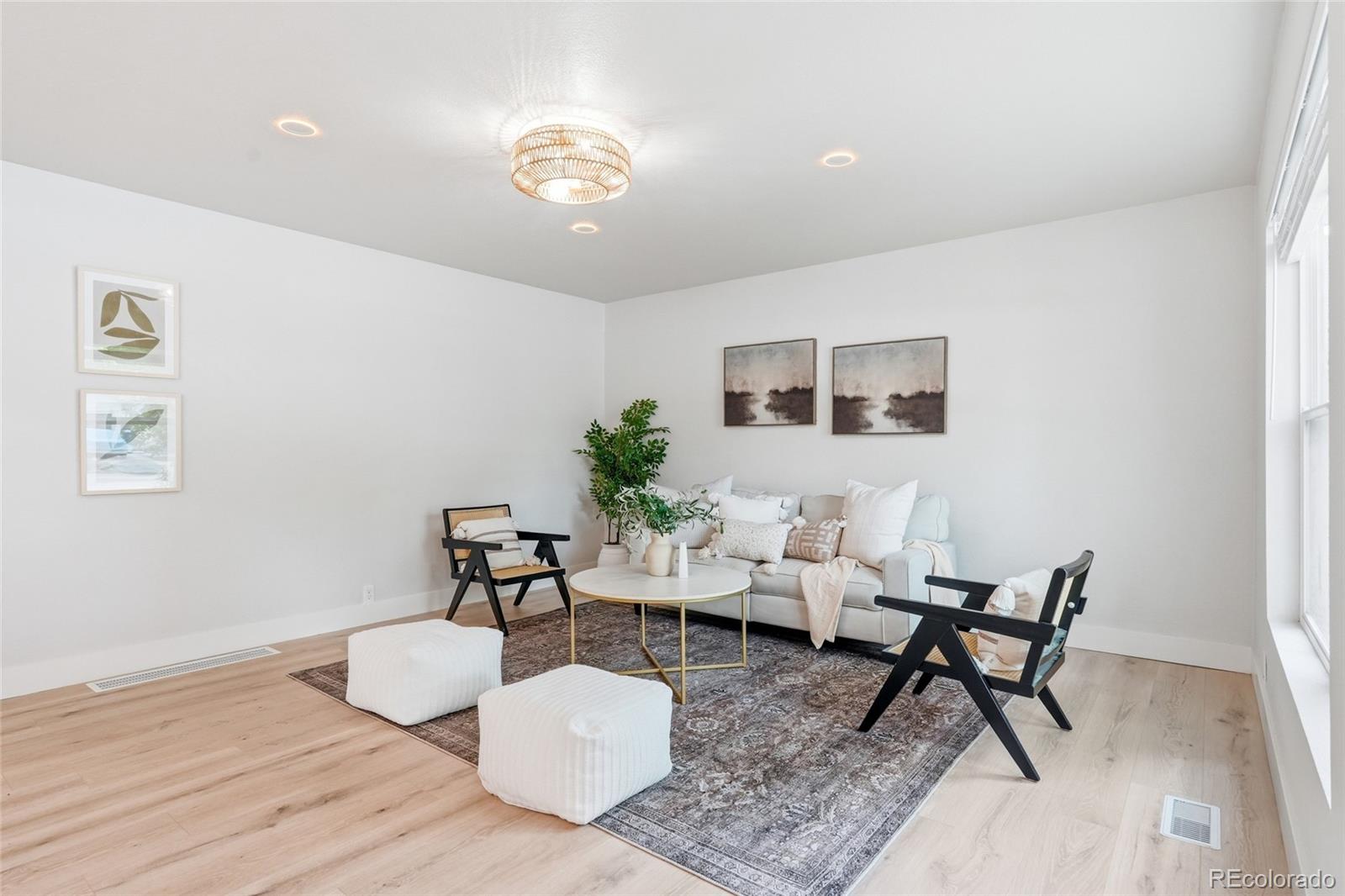 900 N Garfield Ave, Loveland, CO 80537