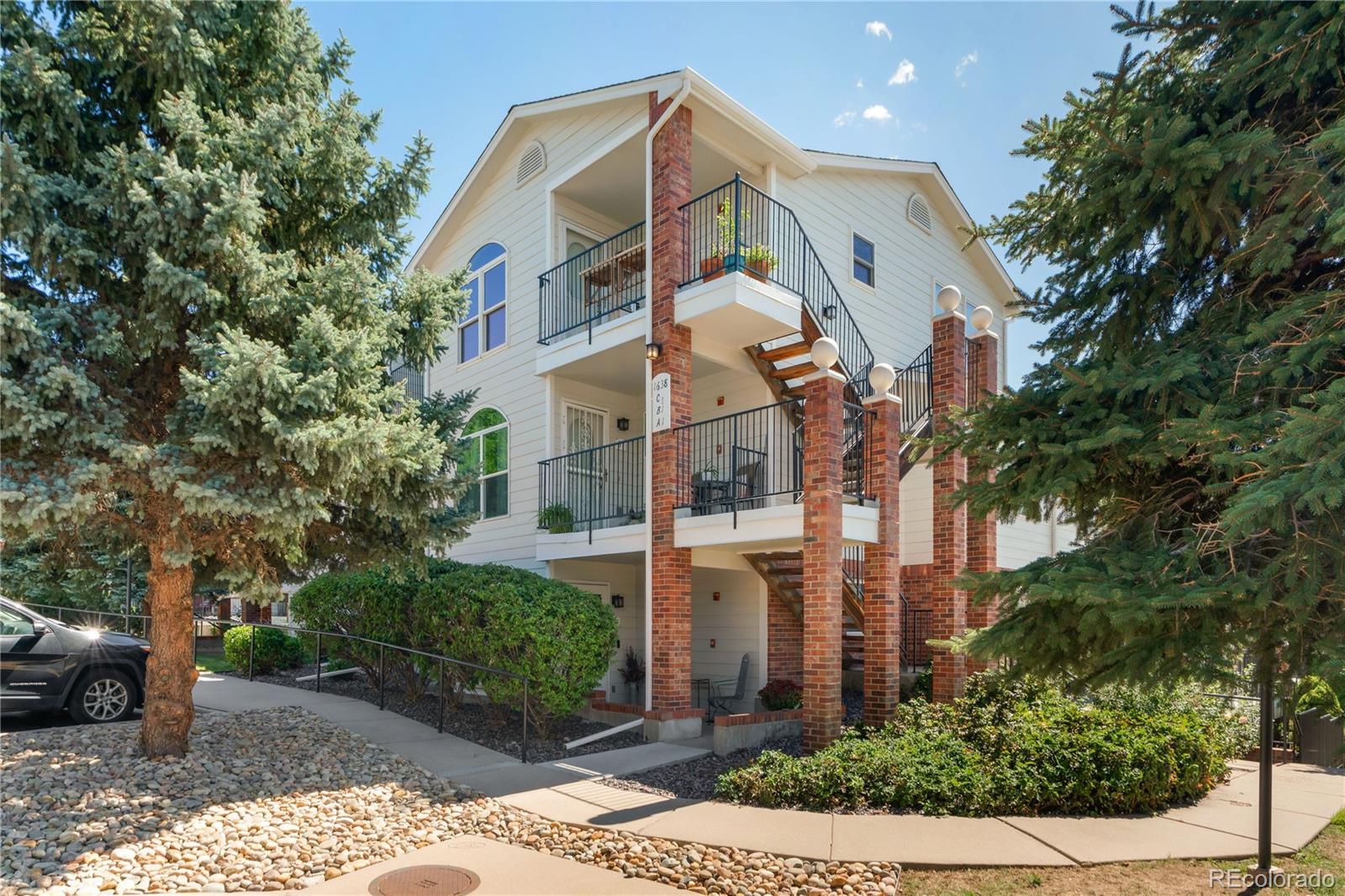 1638 S Deframe St #A1, Lakewood, CO 80228