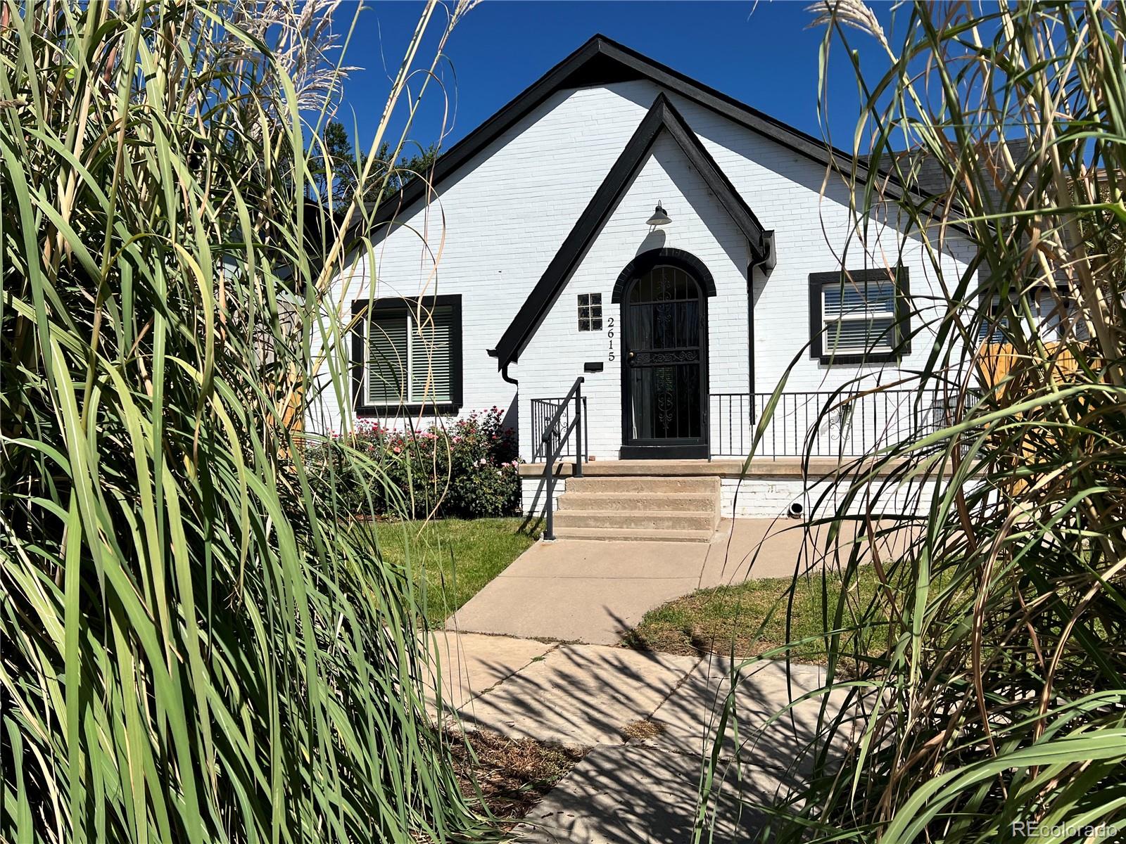 2615 W Caithness Pl, Denver, CO 80211