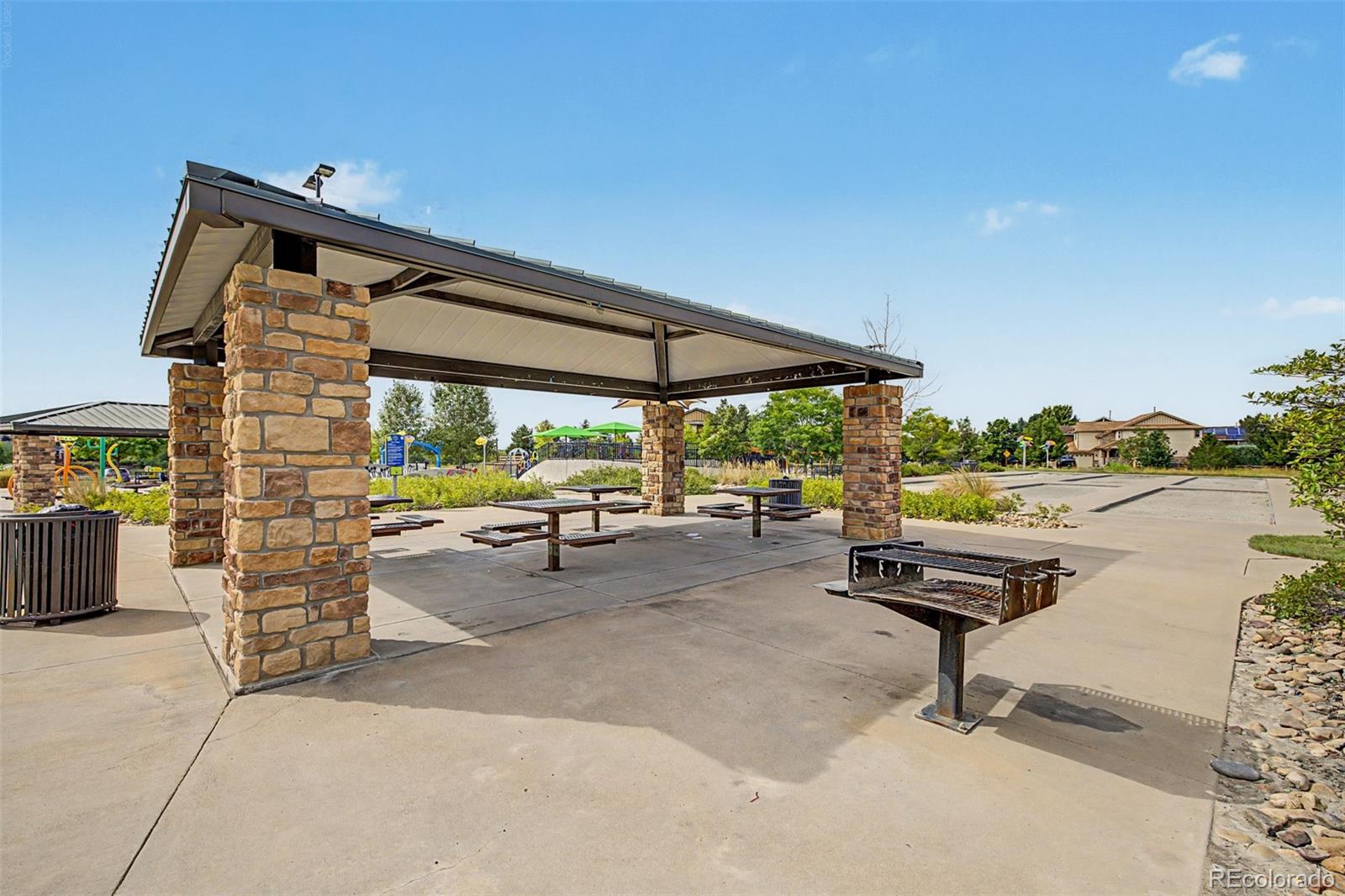 21965 E Irish Dr, Aurora, CO 80016