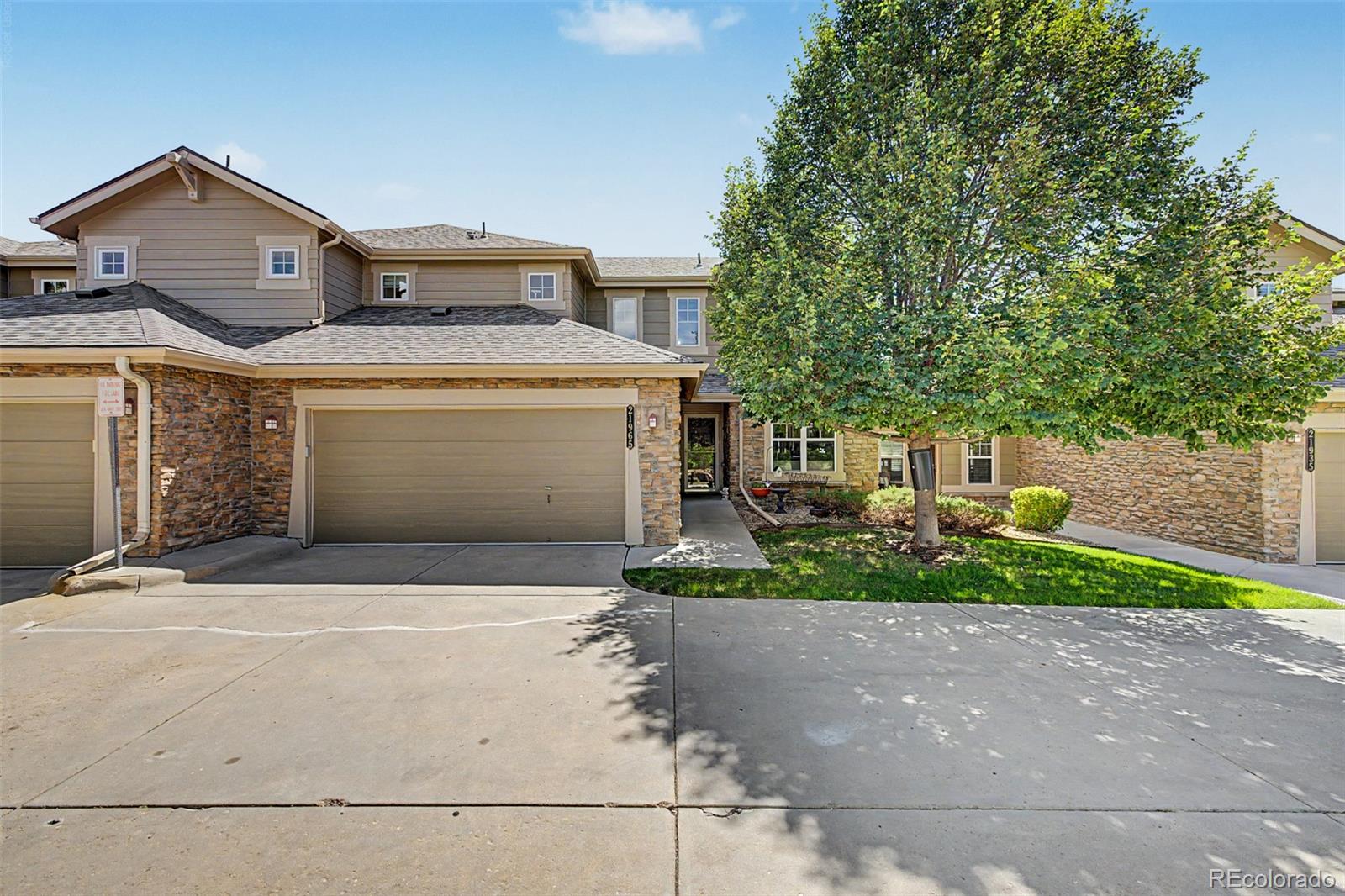 21965 E Irish Dr, Aurora, CO 80016