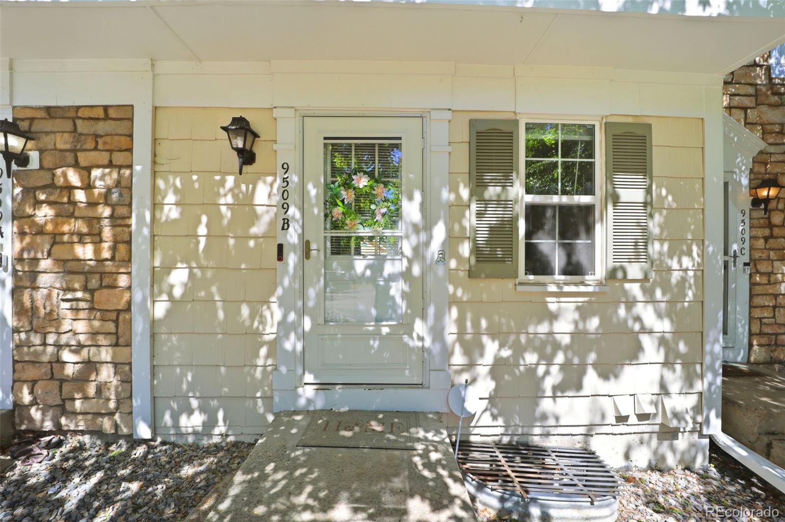 9509 W Coal Mine Ave #B, Littleton, CO 80123