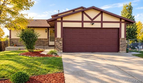 2 Bitterweed Ct, Pueblo, CO 81001