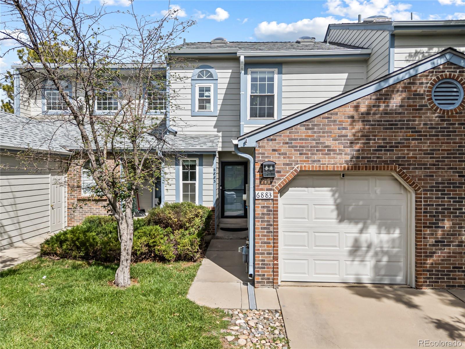 6883 S Dover Way, Littleton, CO 80128