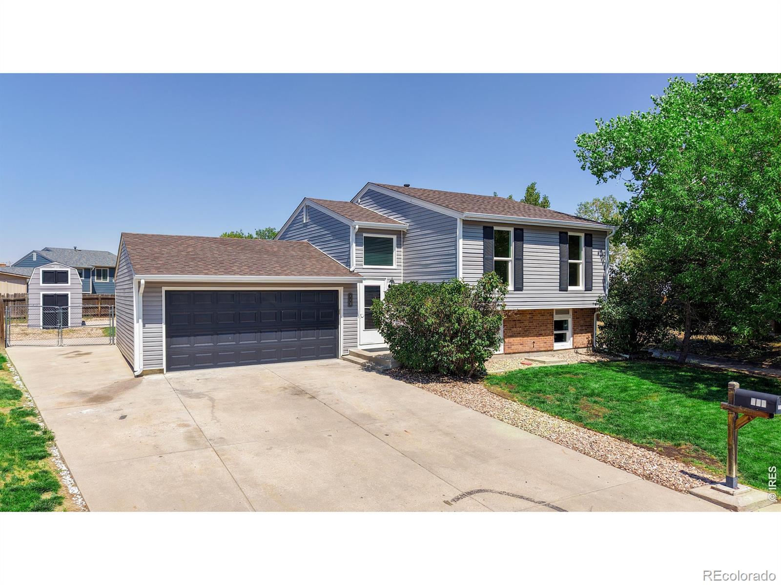 113 Madison Dr, Bennett, CO 80102