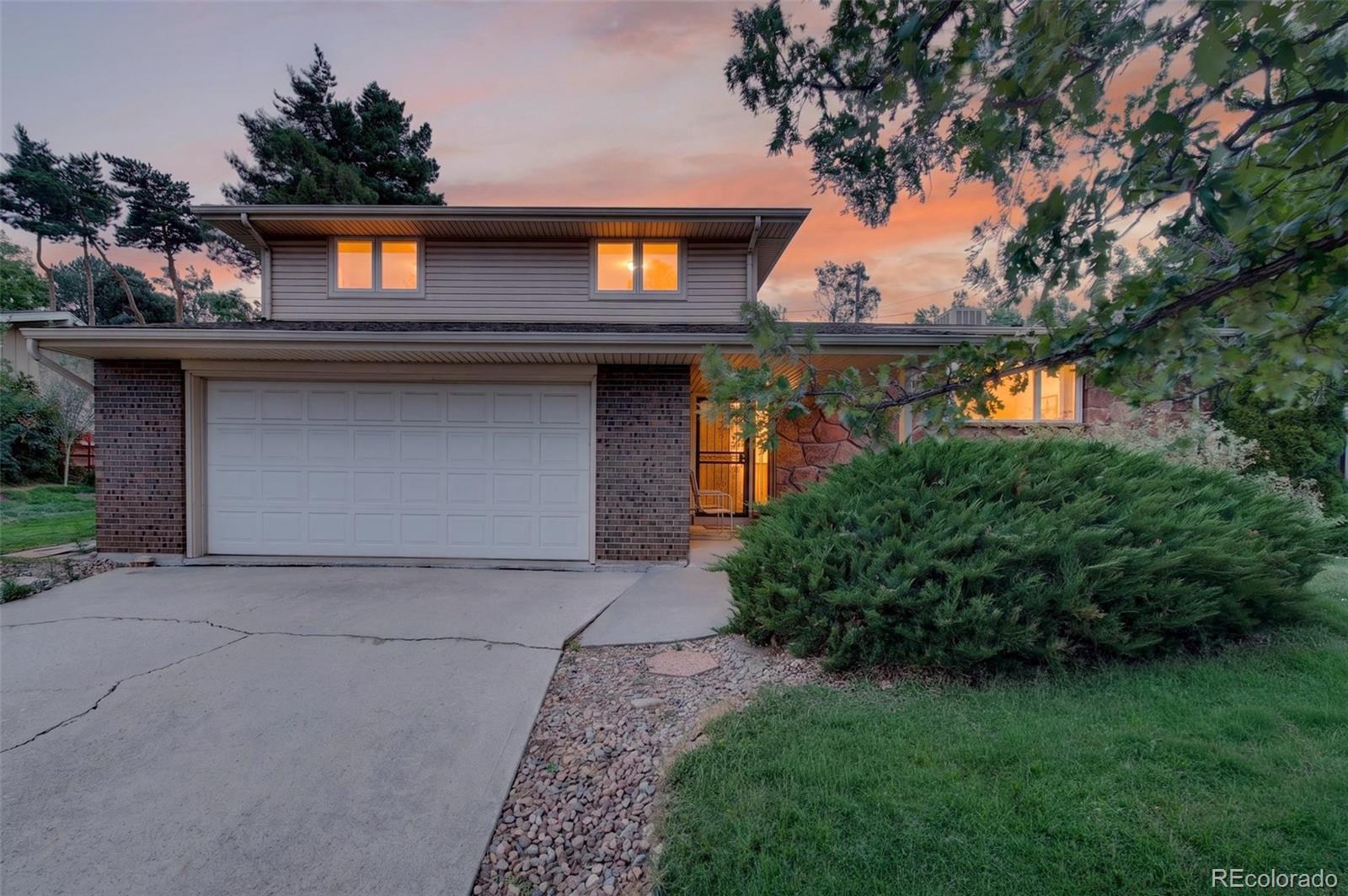 8298 W 72nd Ave, Arvada, CO 80005
