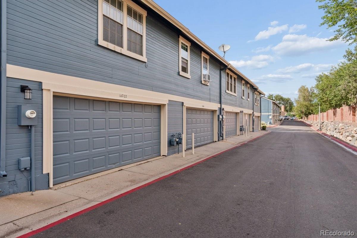 14202 E Radcliff Cir, Aurora, CO 80015