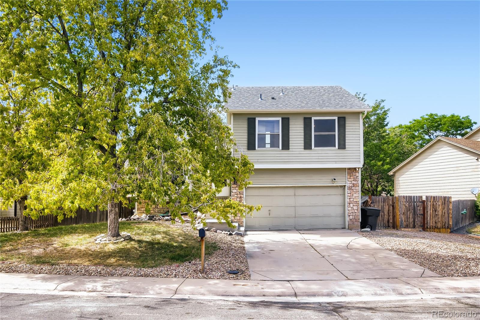 10147 Saint Paul St, Thornton, CO 80229