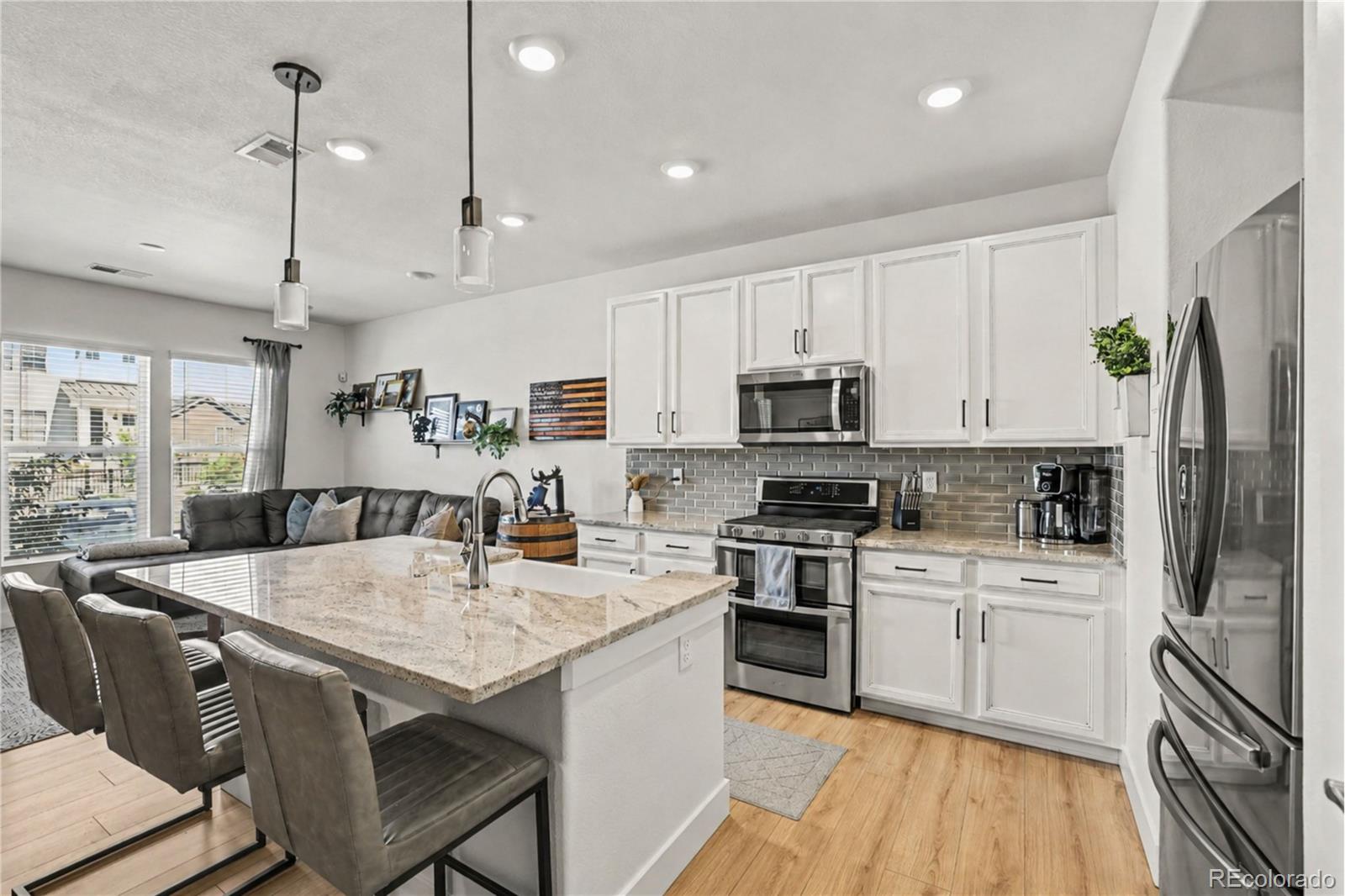 8863 Fraser River Loop, Littleton, CO 80125