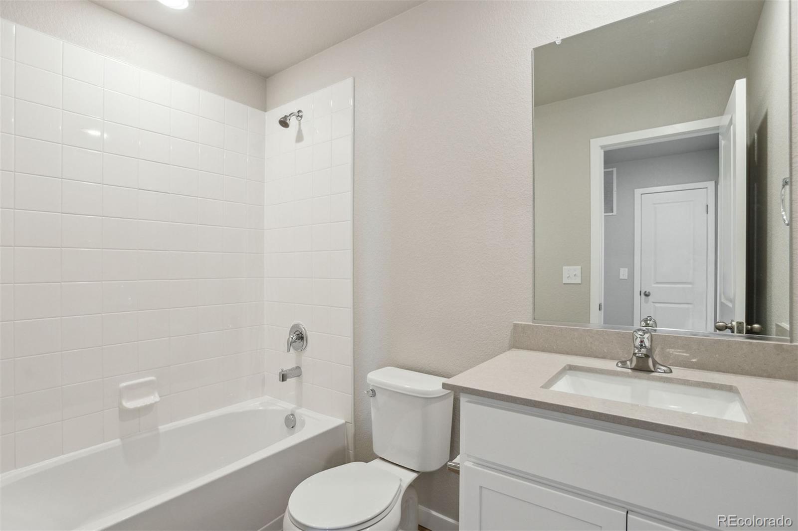 48150 Shetland Dr, Bennett, CO 80102