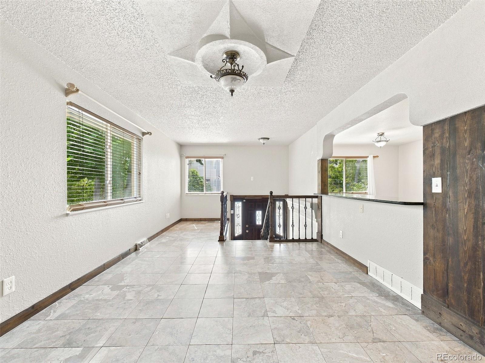 3137 W 20th Ave, Denver, CO 80211