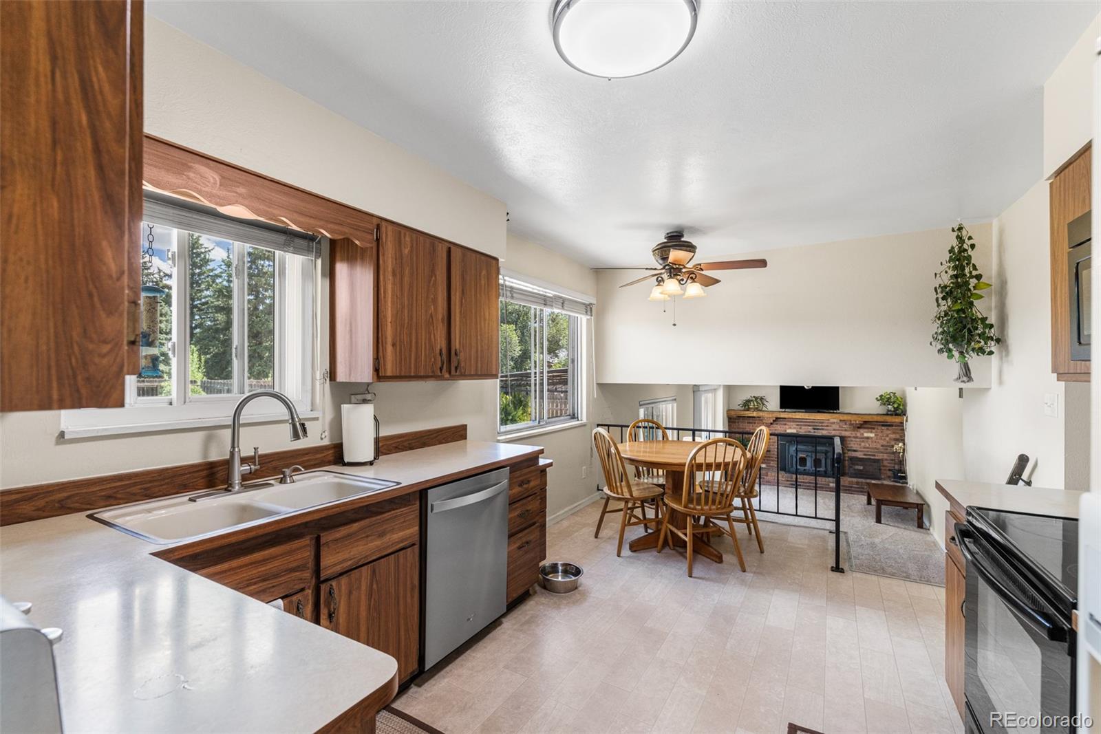 4176 Hidden Cir, Colorado Springs, CO 80917