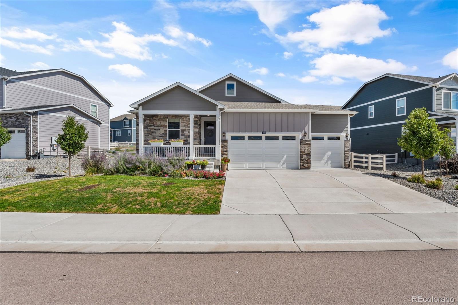 4664 Cattle Cross Trl, Castle Rock, CO 80104