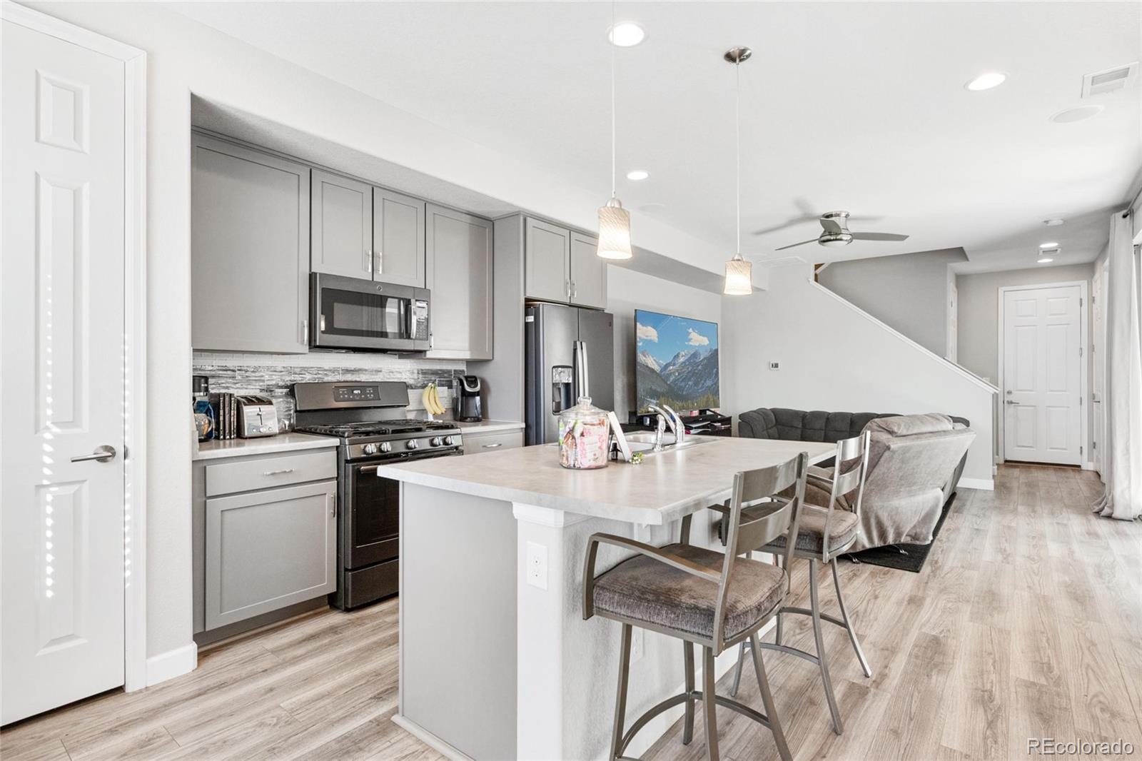 23576 E 5th Pl, Aurora, CO 80018
