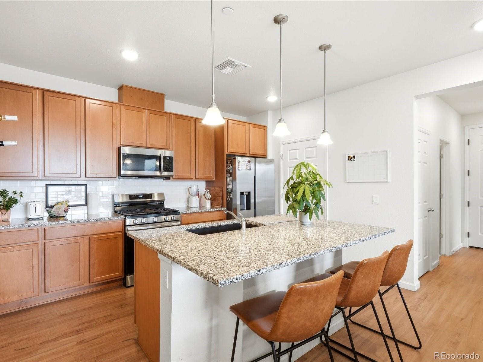 6153 N Ceylon St #301, Denver, CO 80249