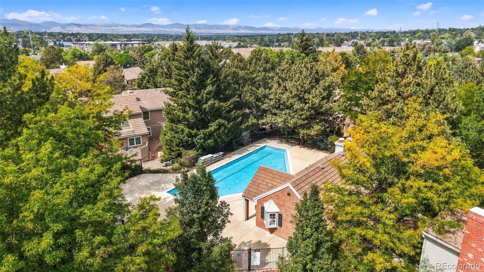 5916 E Briarwood Cir, Centennial, CO 80112