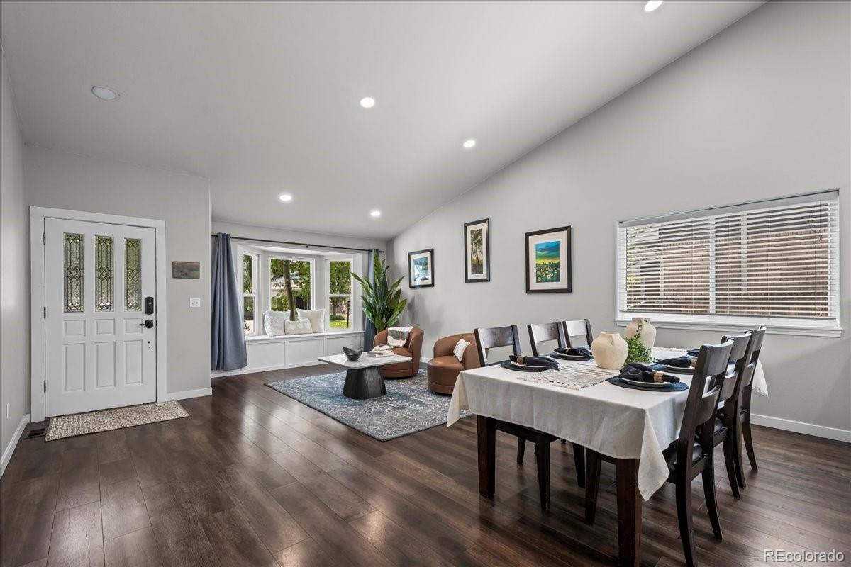 2431 Maplewood Cir, Longmont, CO 80503