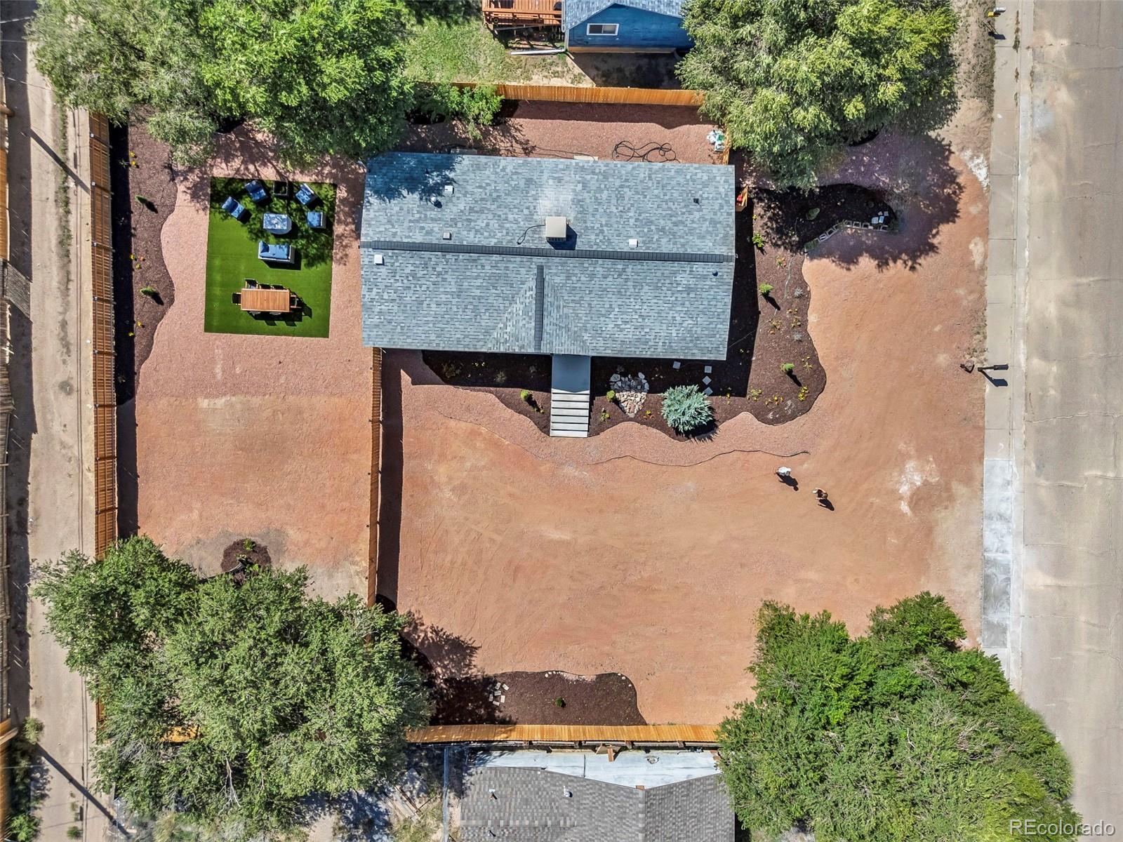 2206 W 16th St, Pueblo, CO 81003