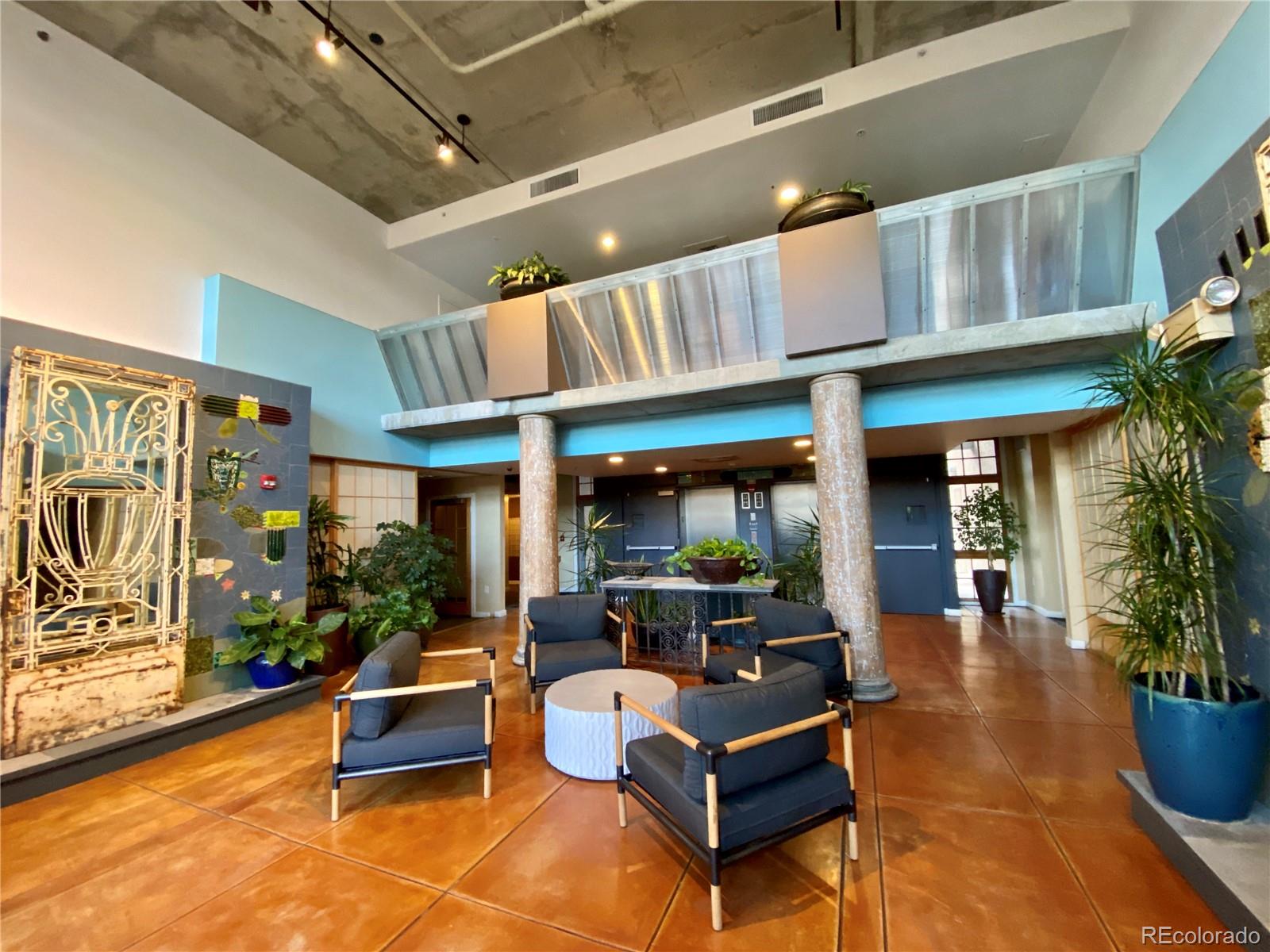 275 S Harrison St #312, Denver, CO 80209