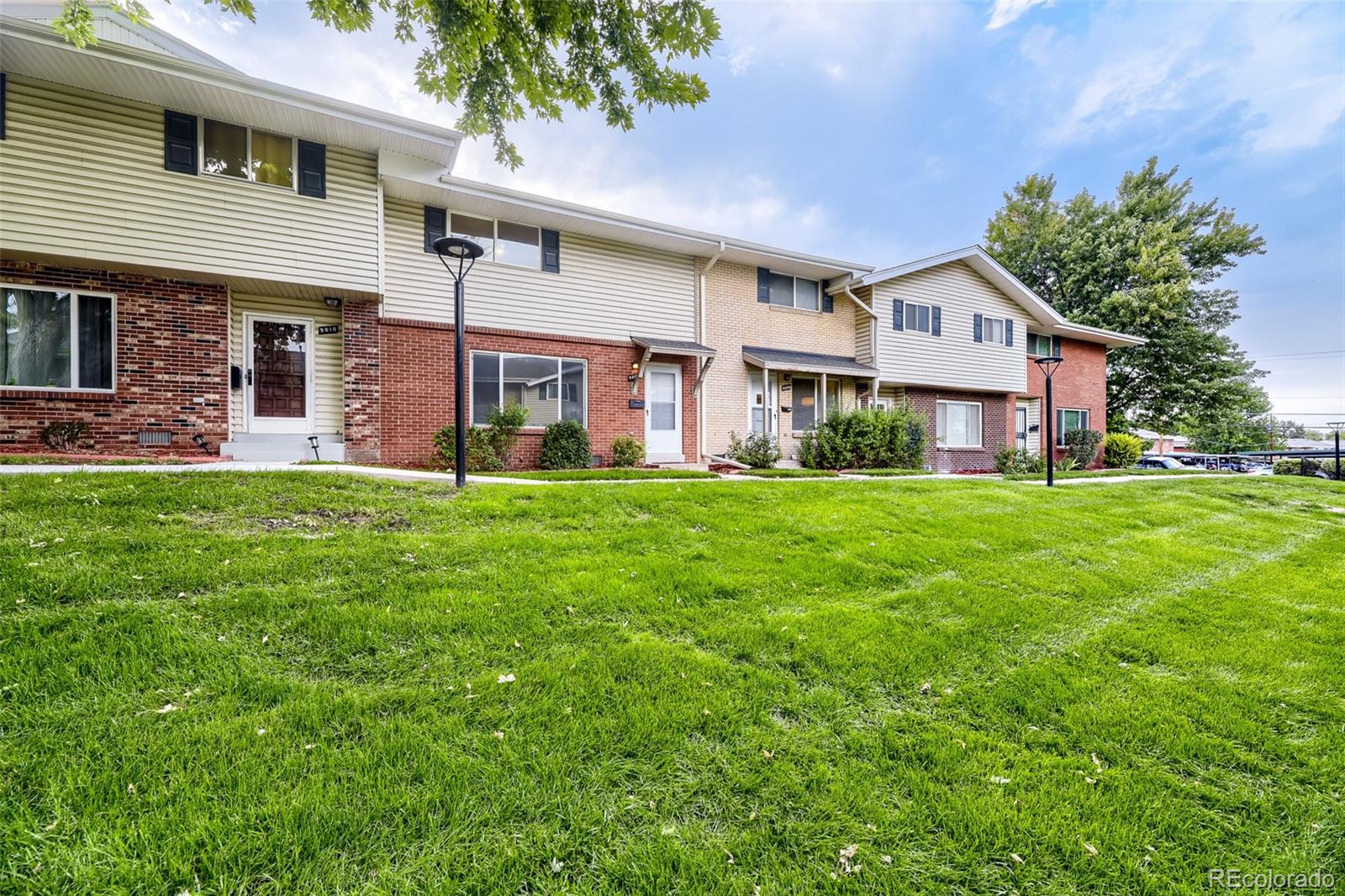 9008 E Mansfield Ave, Denver, CO 80237