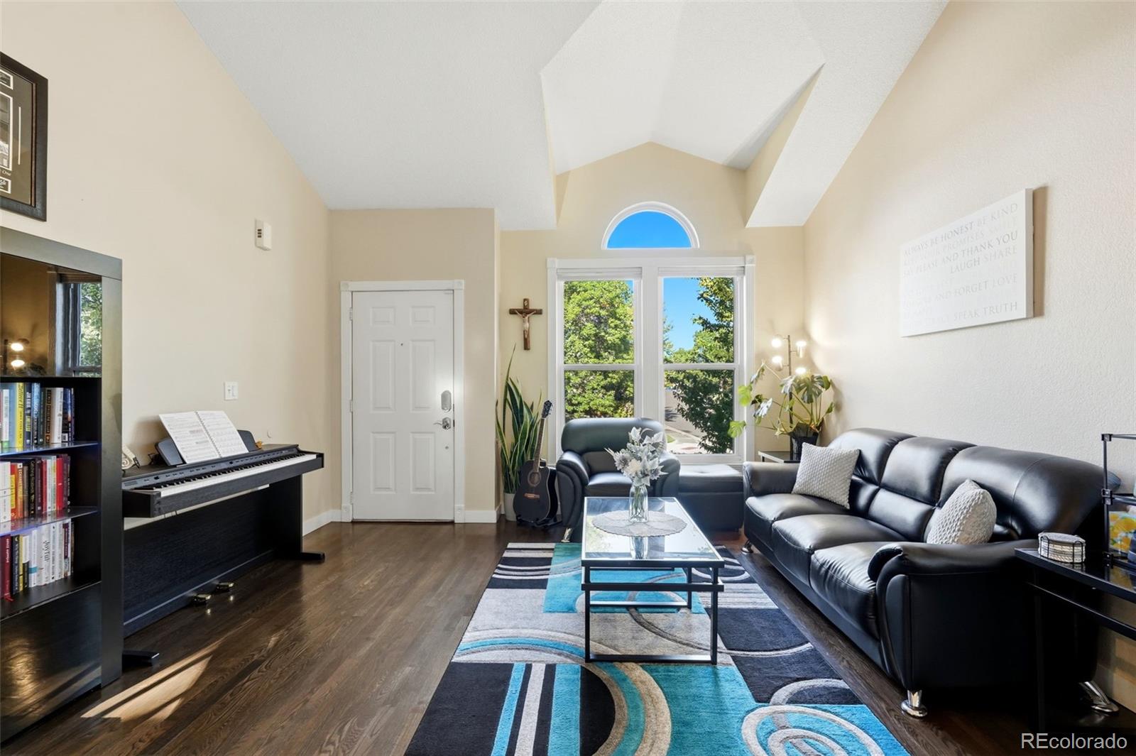 8258 S Reed Way, Littleton, CO 80128