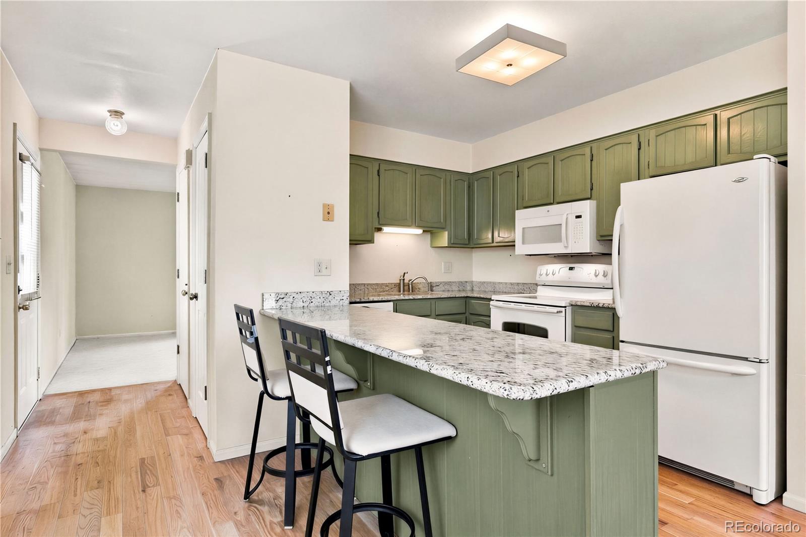 412 S Balsam St, Denver, CO 80226